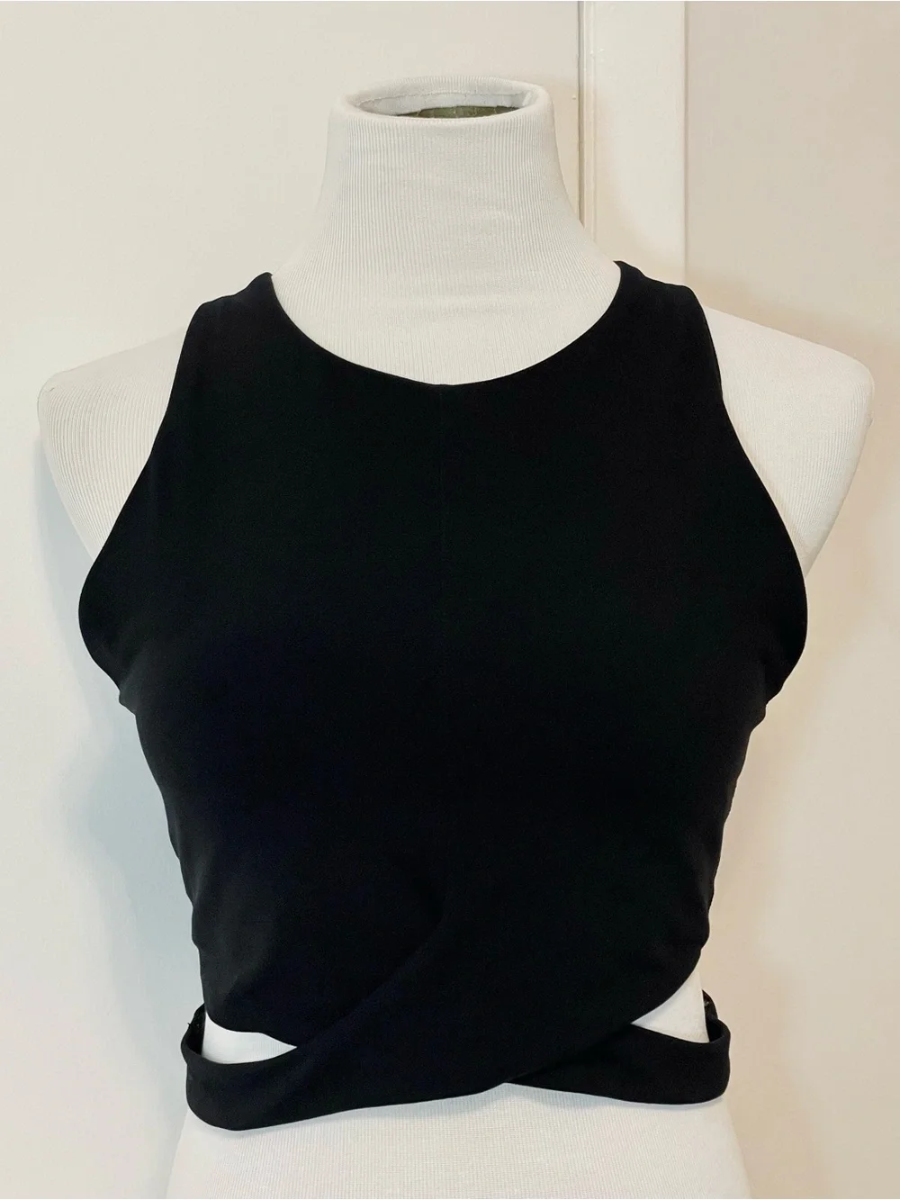 Athleta Black High-Neck Cut-Out Wrap Crop Tank Top Medium